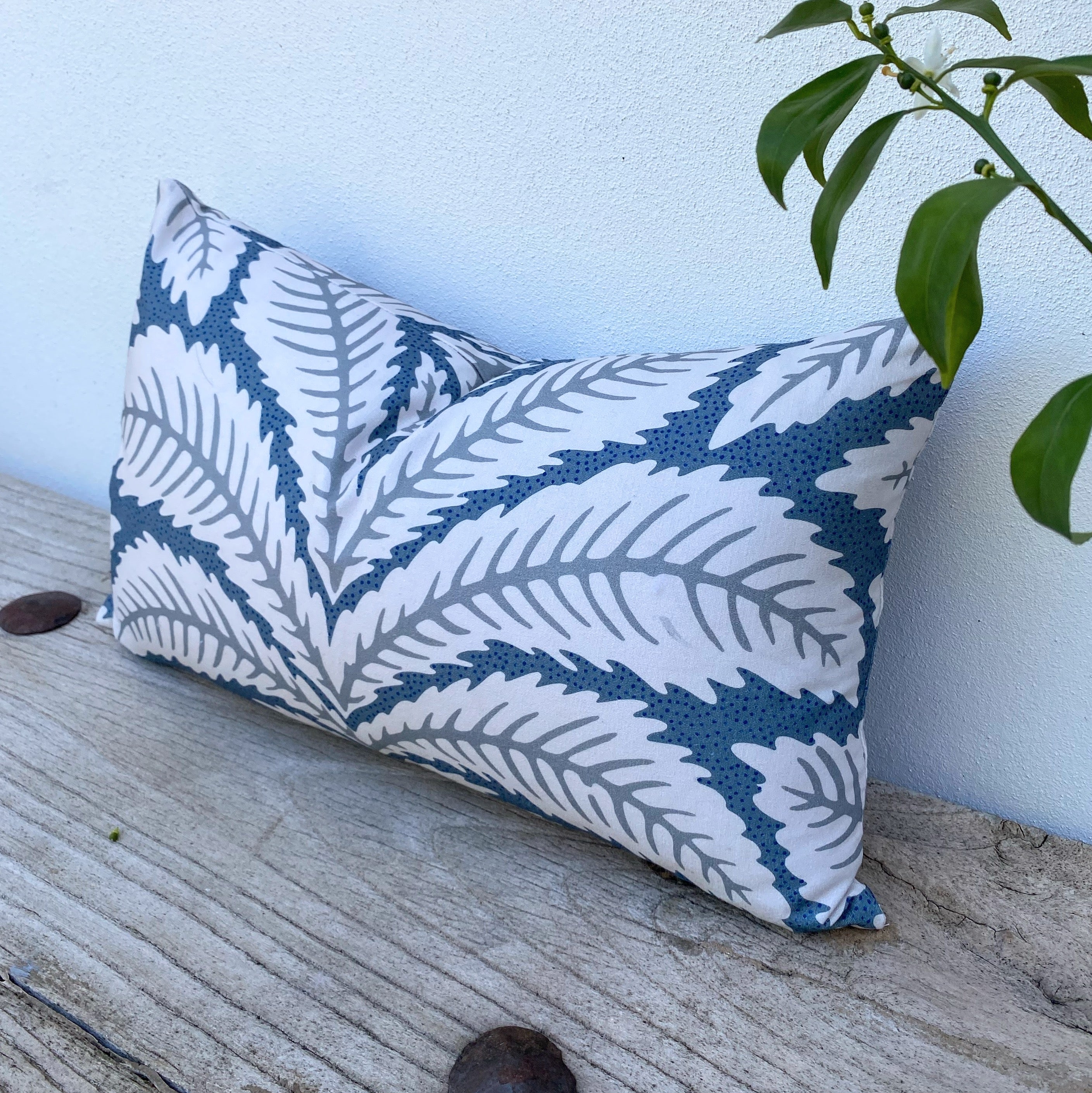 30x50 cm Palm Tree Cushion