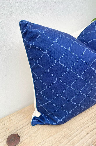 50cm x 50cm Blue Patterned Cushion