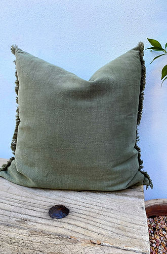 dark-green-cushions