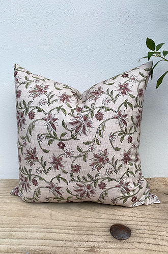 floral-cushions