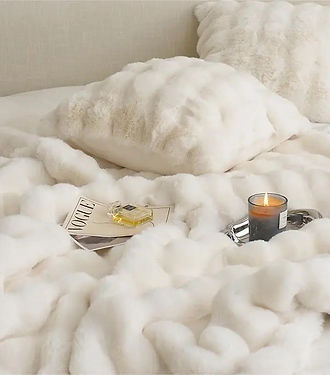 White color Rabbit fur soft blanket