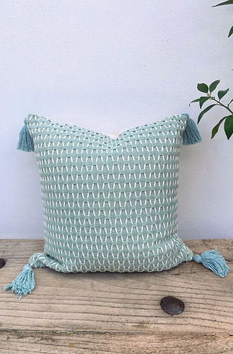 mint-green-cushions