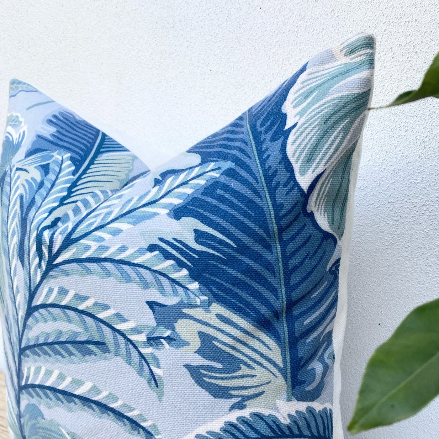 45x45 Teal and Blue Palm Tree Cushion