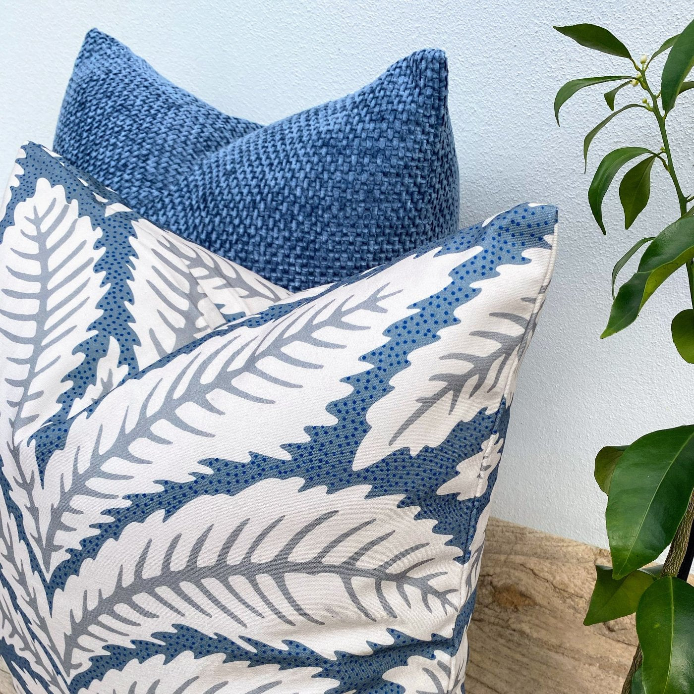 Set of 2 Blue White Palm Print Cushions