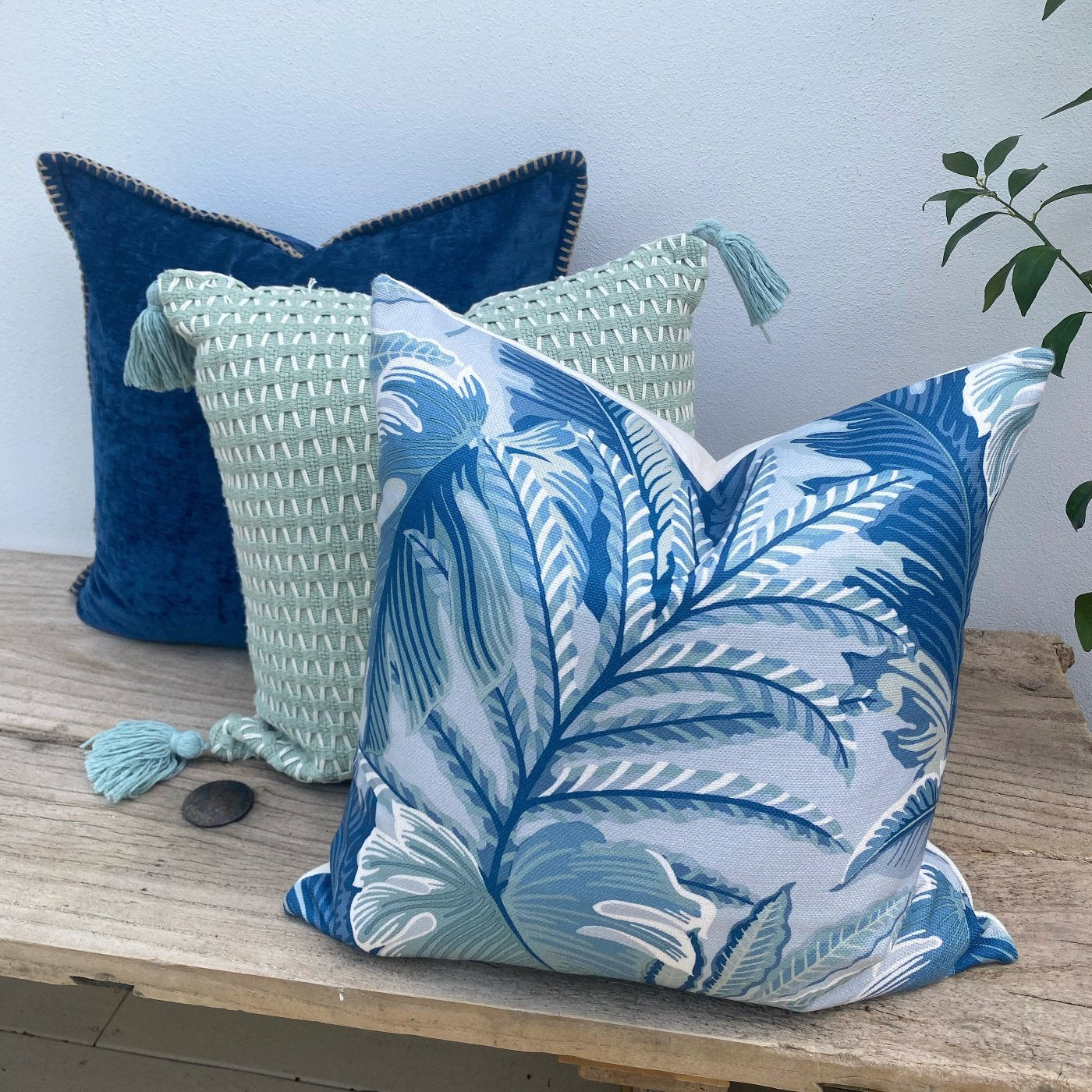 Set-of-3-tropical-palm-blue-and-green-cushion