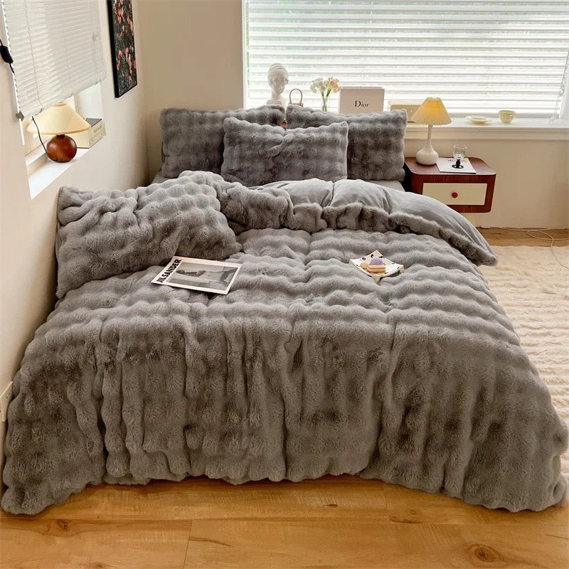 4 Piece Faux Fur Grey Queen Duvet Cover Set | Elysian Silver