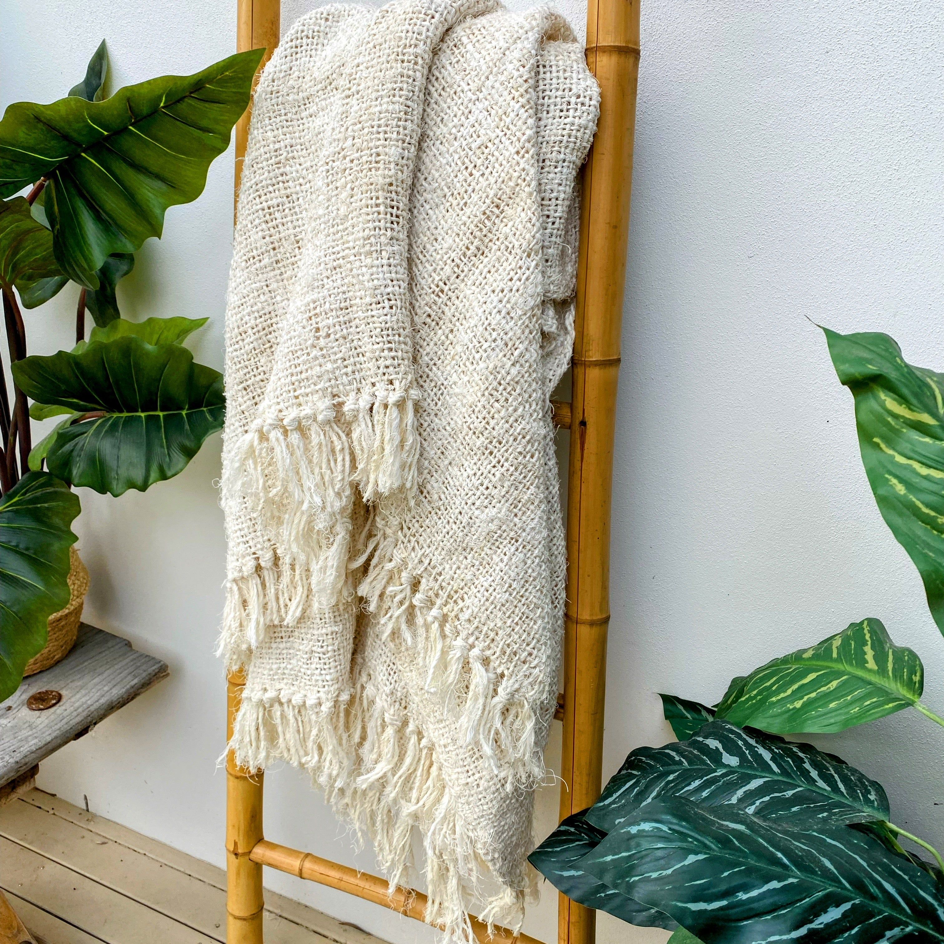 Handmade Recycled Linen Coarse Weave Throw Blanket - Ivory - Large - Fringed - Tula