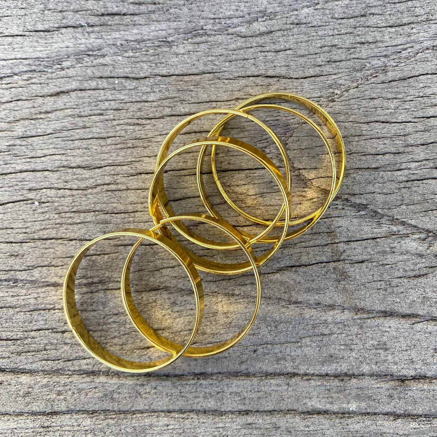 Durable and Stylish Gold Napkin Rings